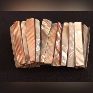 Abalone shell stretch bracelet
